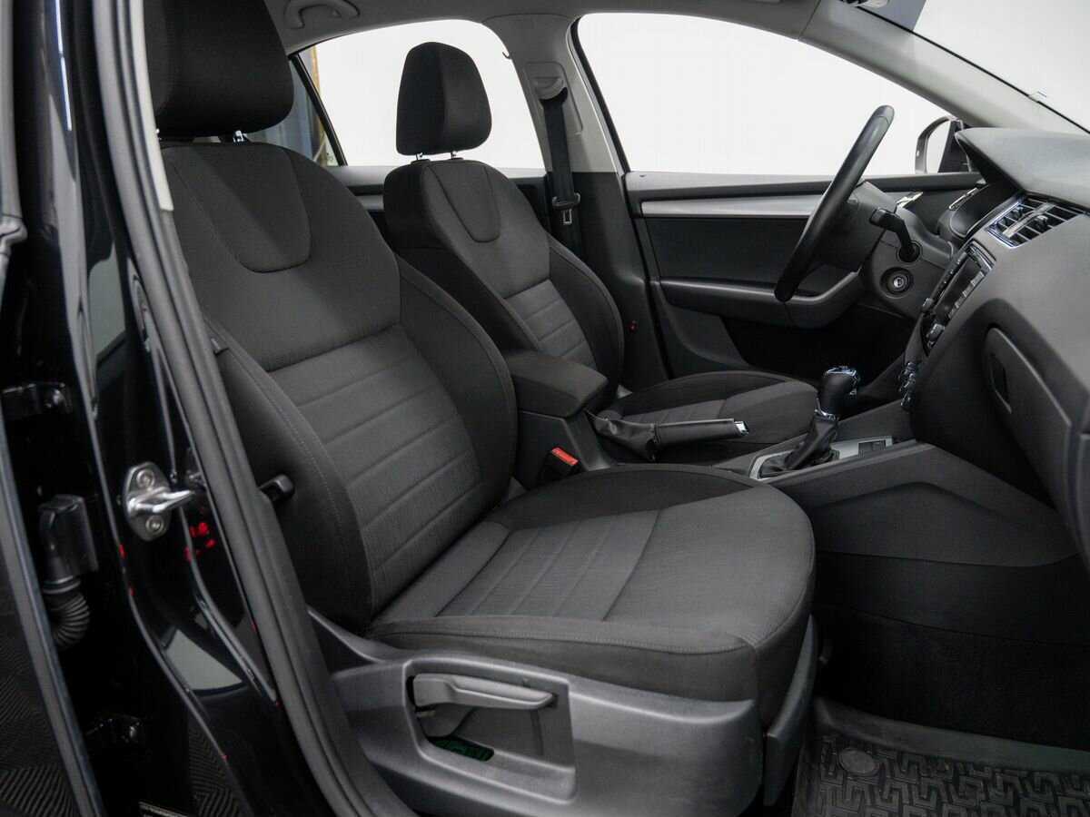 Купить Skoda Octavia с пробегом. Фото: #7