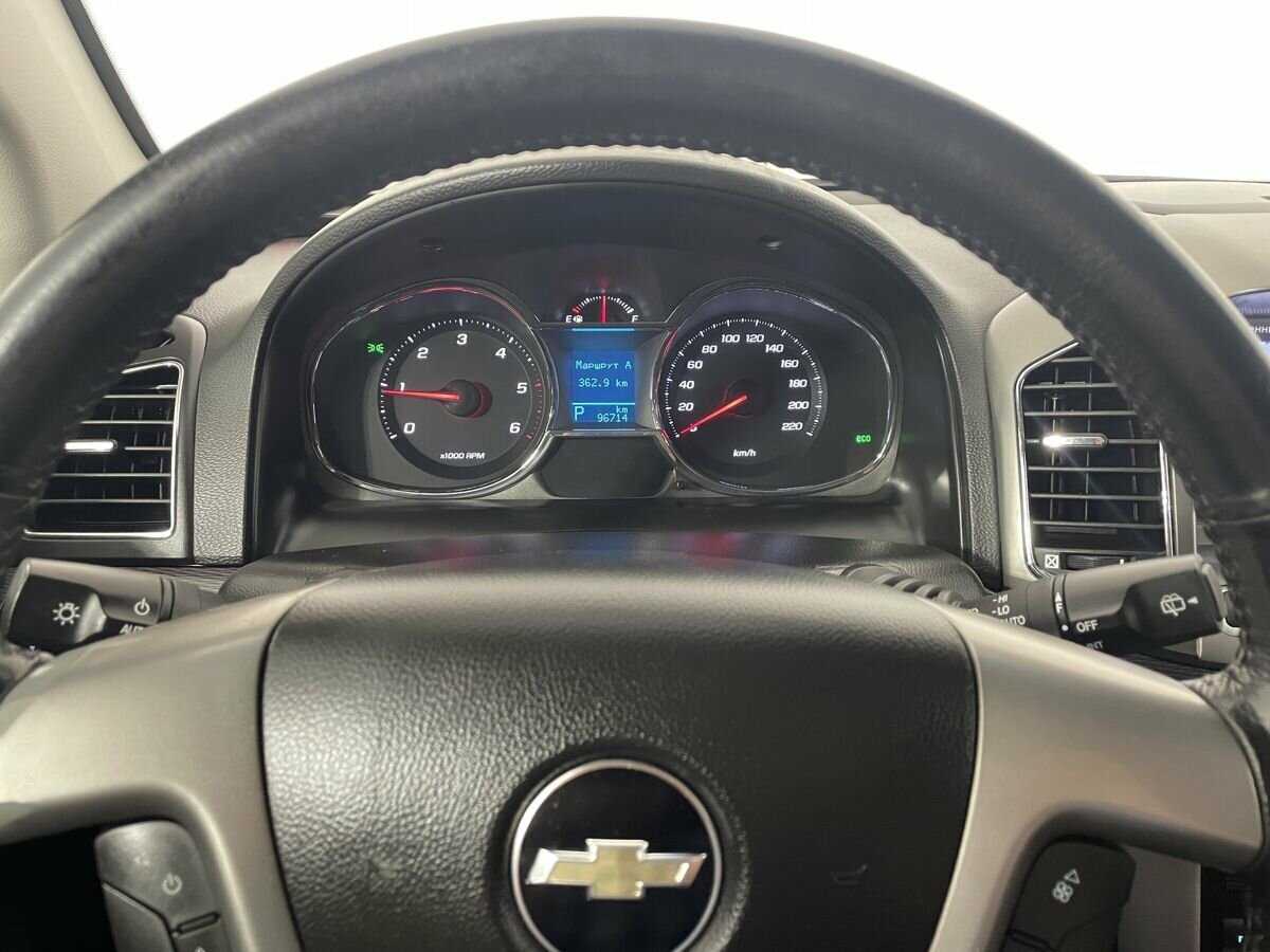 Купить Chevrolet Captiva с пробегом. Фото: #10