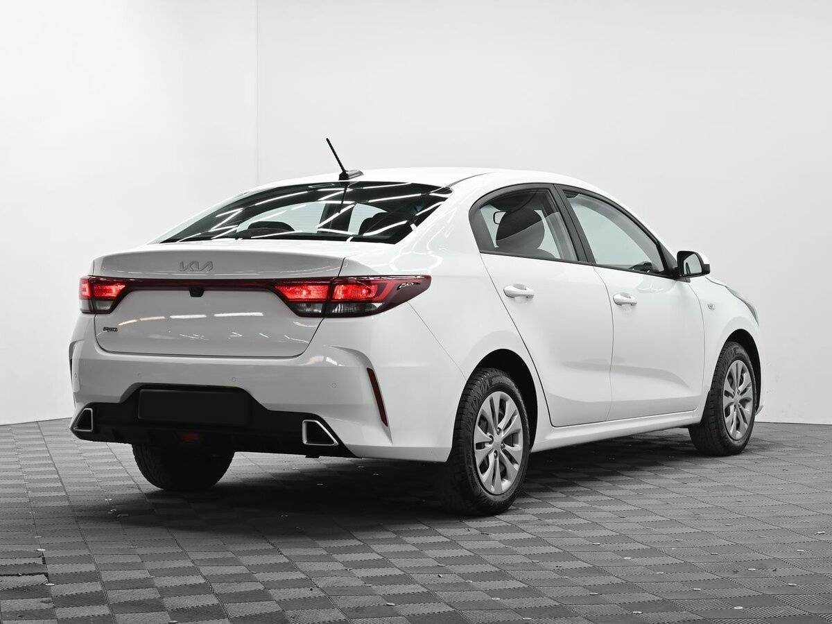 Купить Kia Rio с пробегом. Фото: #3