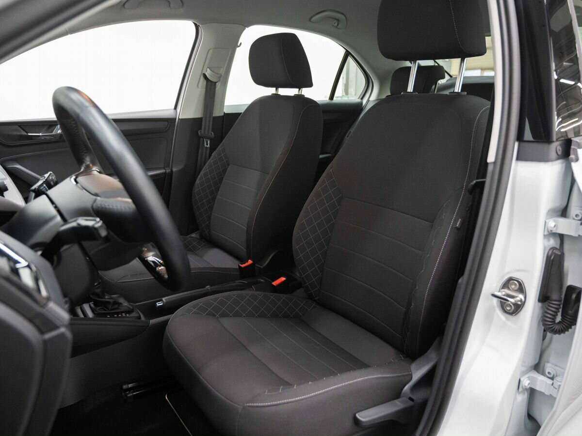 Купить Skoda Rapid с пробегом. Фото: #10