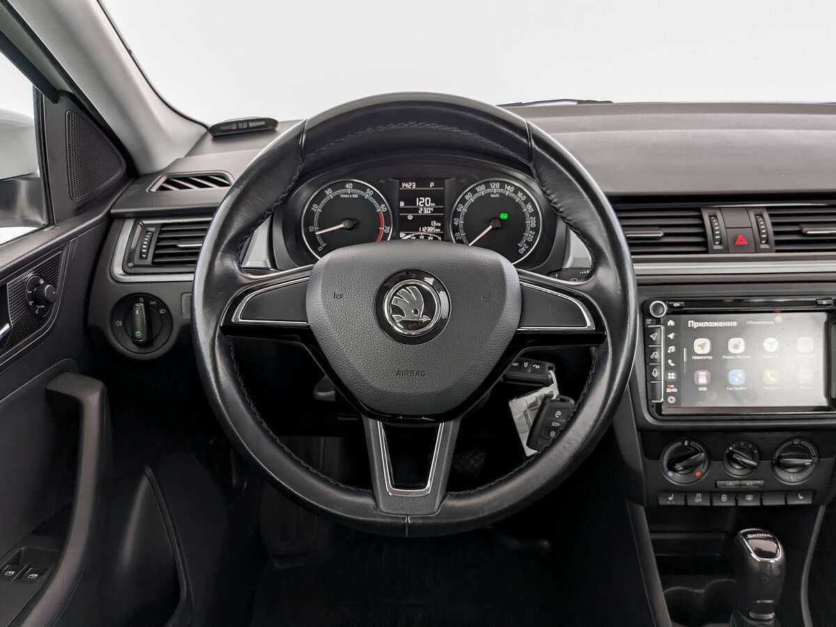 Купить Skoda Rapid с пробегом. Фото: #16