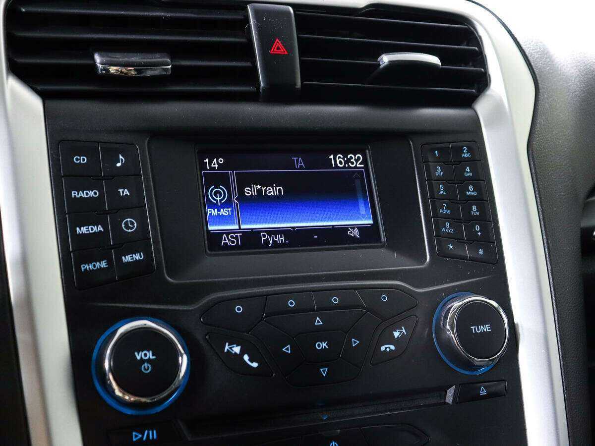 Купить Ford Mondeo с пробегом. Фото: #12