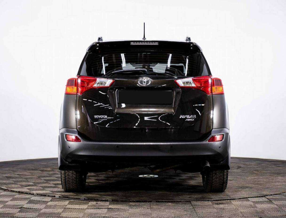 Купить Toyota RAV4 с пробегом. Фото: #4