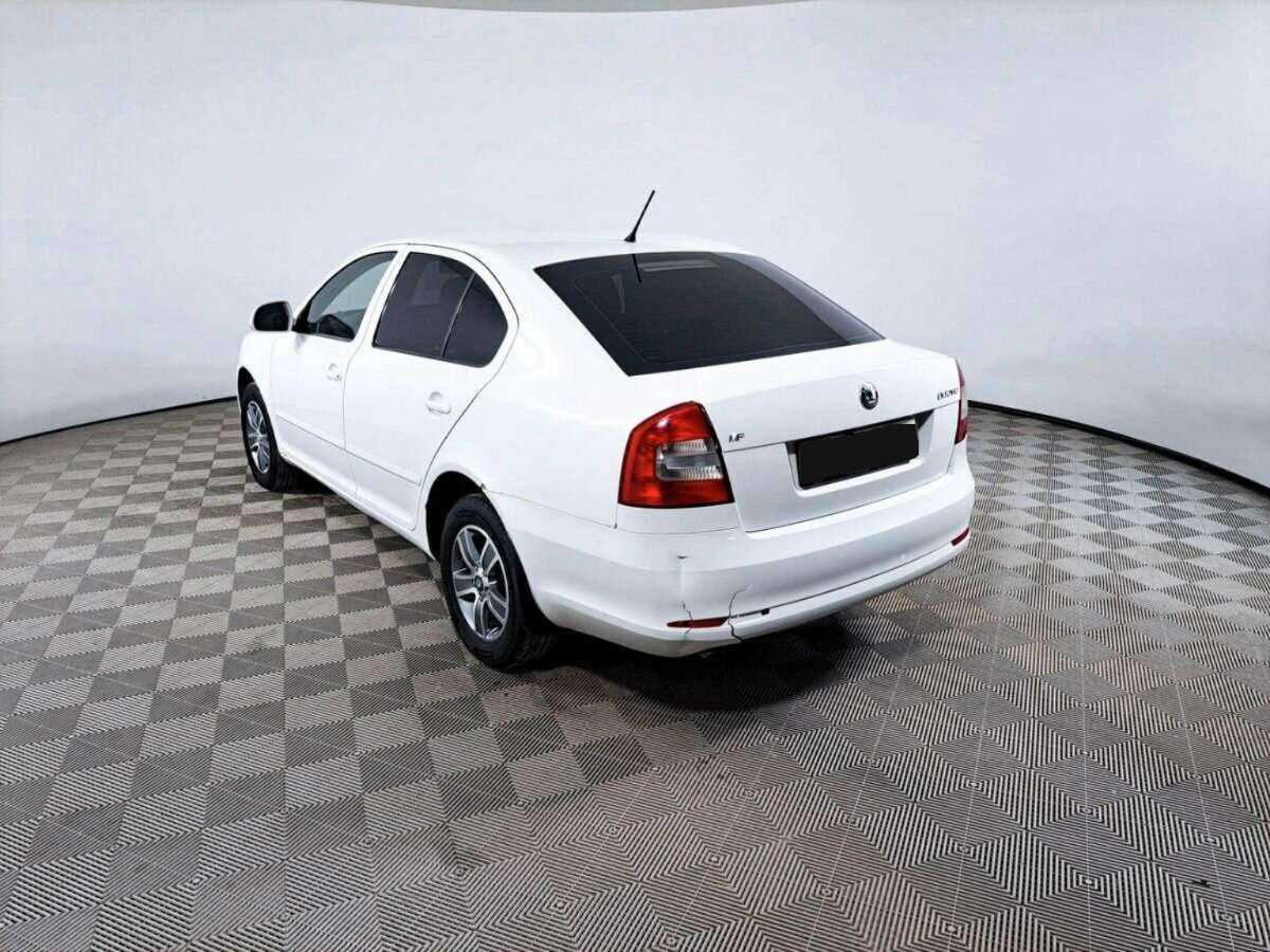Купить Skoda Octavia с пробегом. Фото: #6