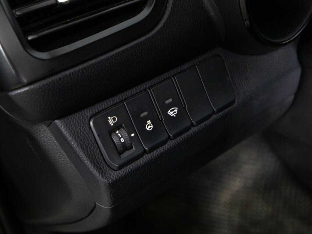 Купить Kia Rio с пробегом. Фото: #14