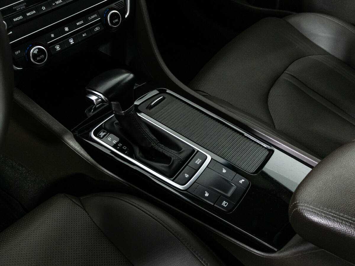 Купить Kia Optima с пробегом. Фото: #18