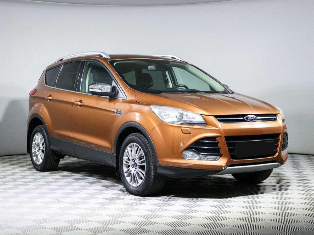 Купить Ford Kuga с пробегом. Фото: #2