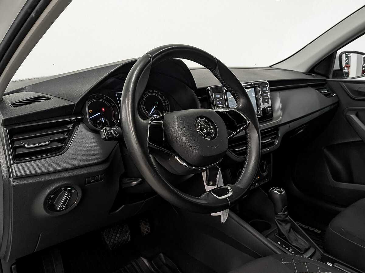 Купить Skoda Rapid с пробегом. Фото: #12