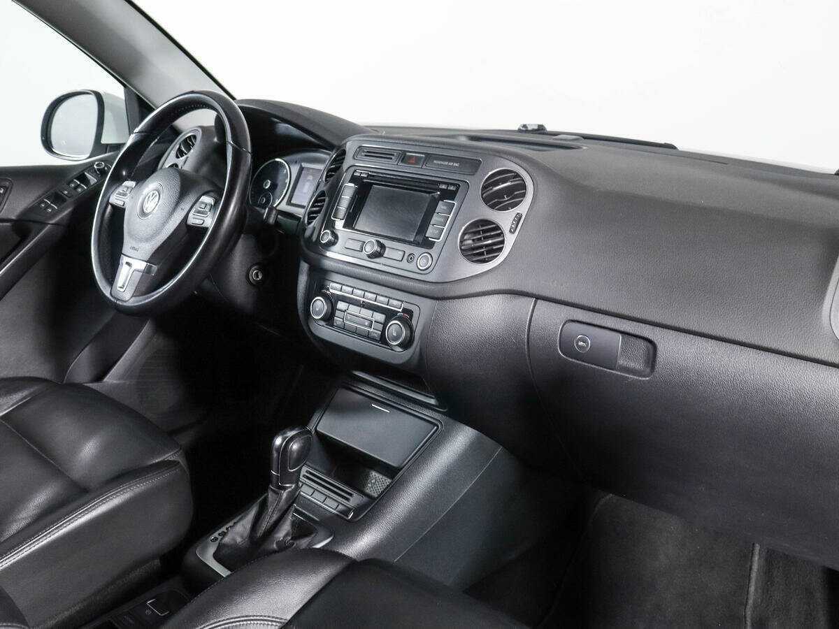 Купить Volkswagen Tiguan с пробегом. Фото: #6