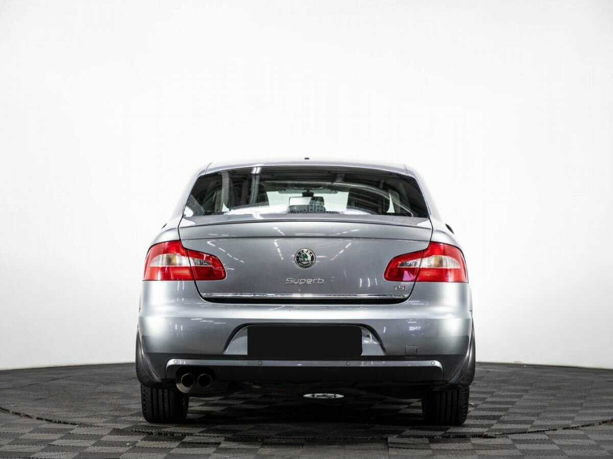 Купить Skoda Superb с пробегом. Фото: #4