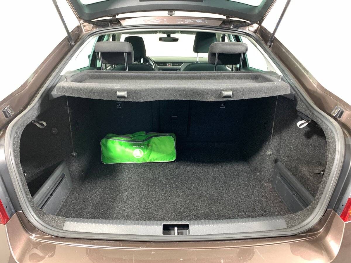 Купить Skoda Octavia с пробегом. Фото: #18