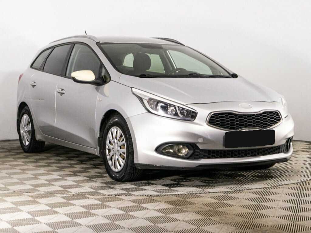 Купить Kia Ceed с пробегом. Фото: #2