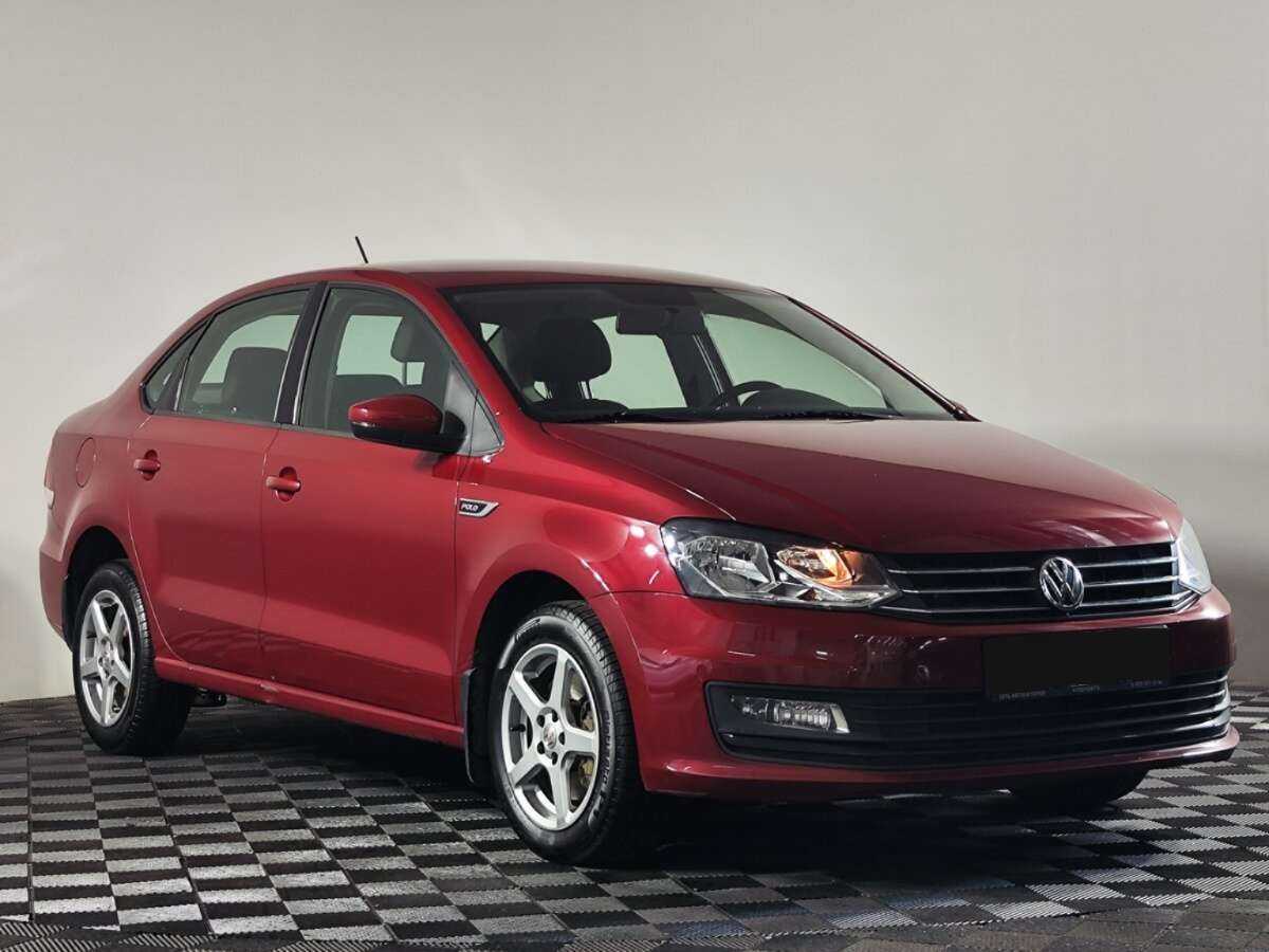 Купить Volkswagen Polo с пробегом. Фото: #1