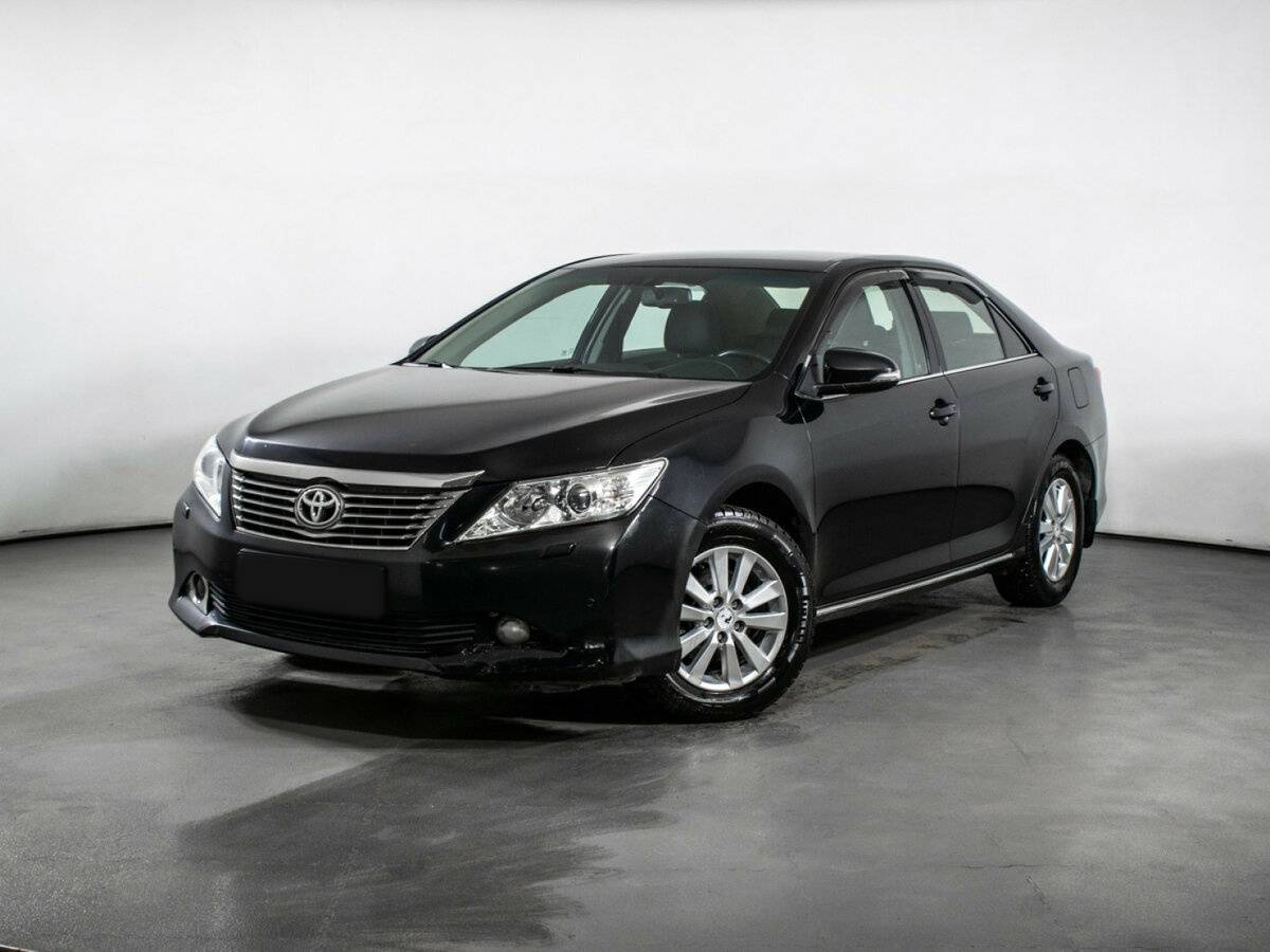 Купить Toyota Camry с пробегом. Посмотреть фото