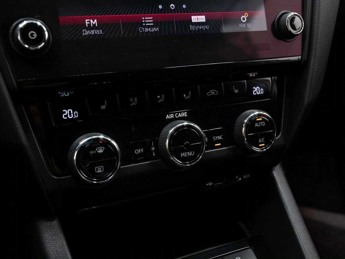 Купить Skoda Octavia с пробегом. Фото: #19
