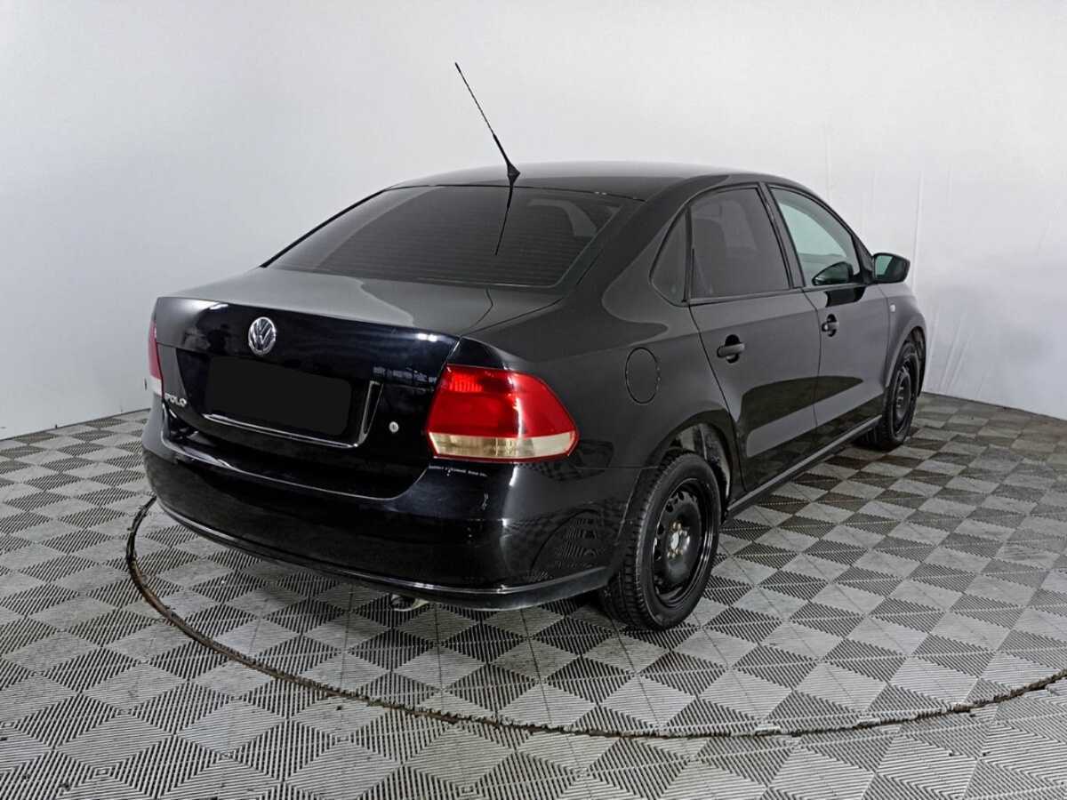 Купить Volkswagen Polo с пробегом. Фото: #4