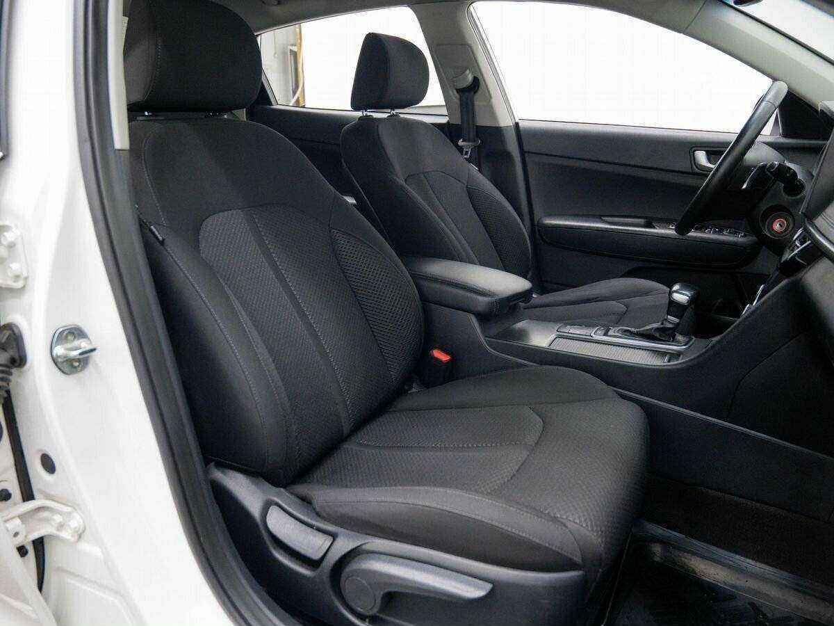 Купить Kia Optima с пробегом. Фото: #6