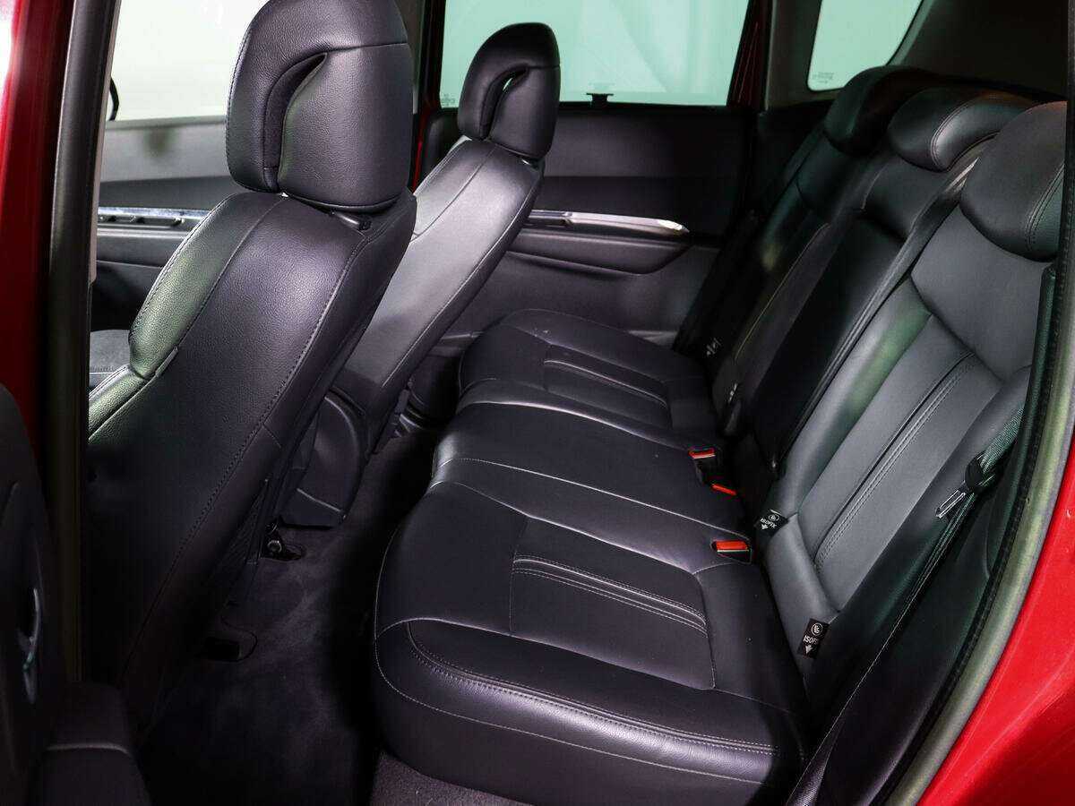 Купить Peugeot 3008 с пробегом. Фото: #7