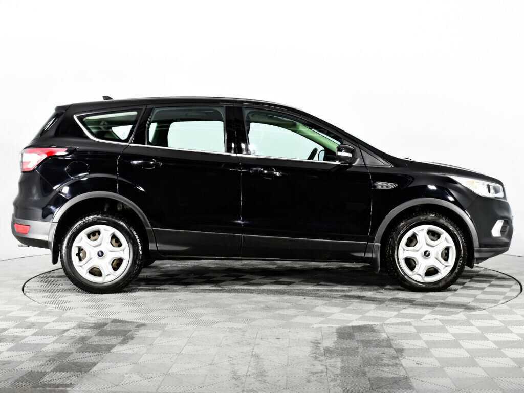 Купить Ford Kuga с пробегом. Фото: #3
