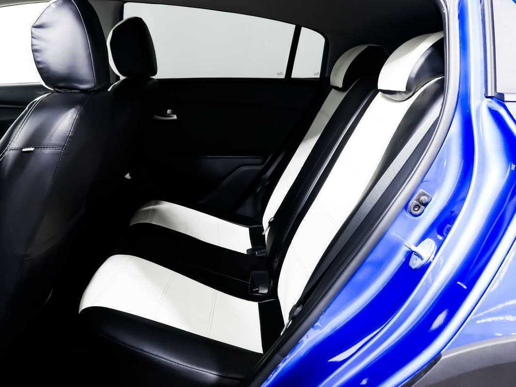 Купить Kia Rio с пробегом. Фото: #11