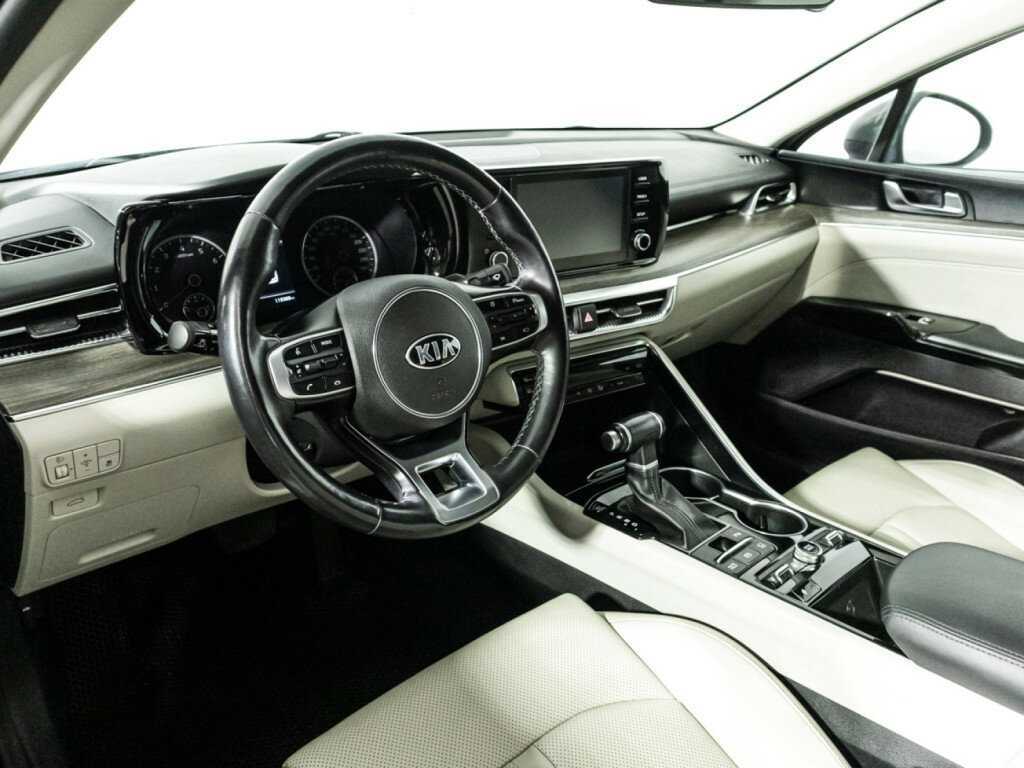 Купить Kia K5 с пробегом. Фото: #10