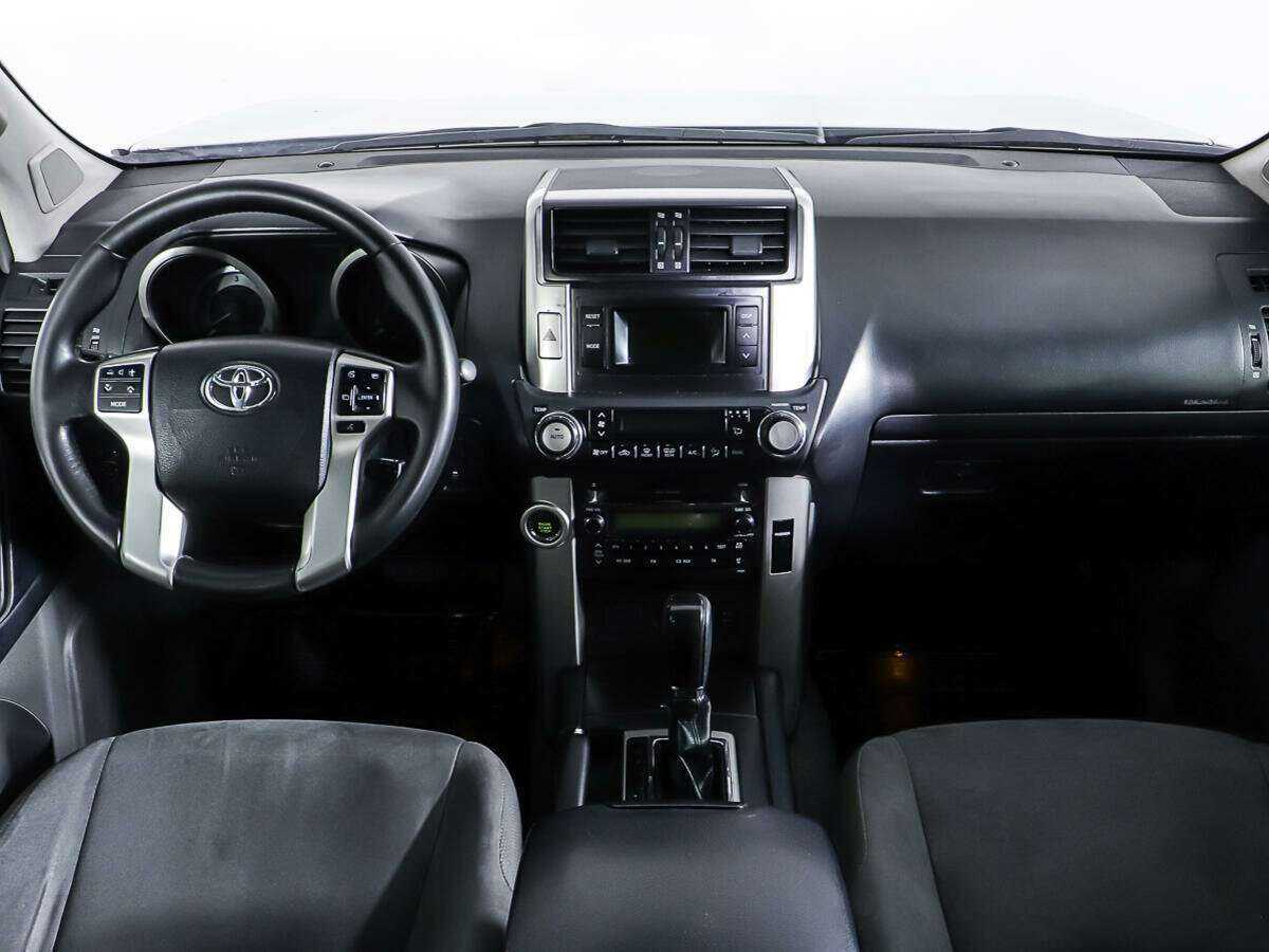 Купить Toyota Land Cruiser Prado с пробегом. Фото: #10