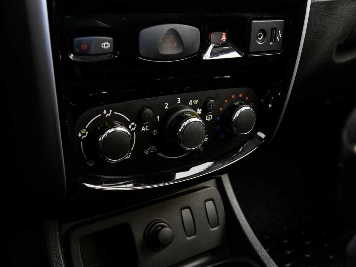 Купить Nissan Terrano с пробегом. Фото: #10