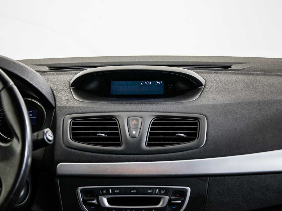 Купить Renault Megane с пробегом. Фото: #13