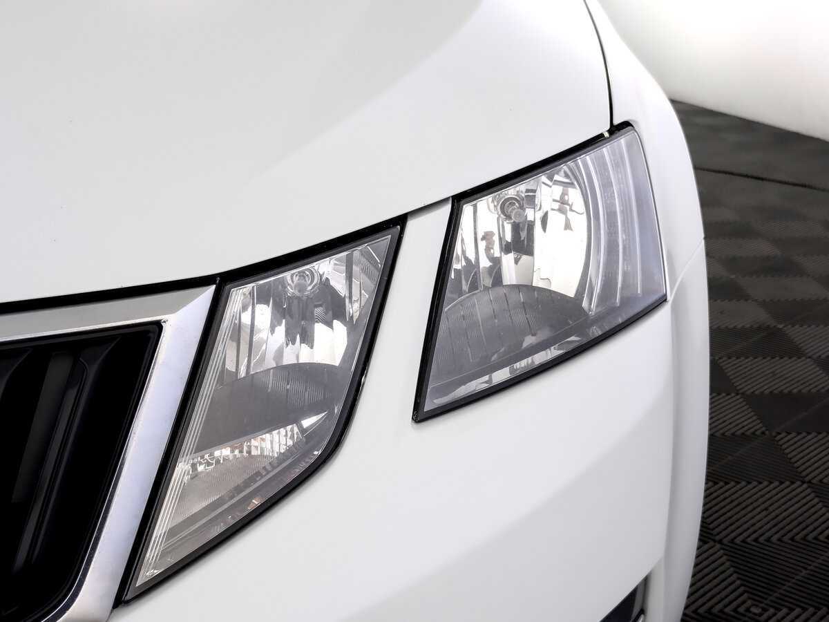 Купить Skoda Octavia с пробегом. Фото: #14