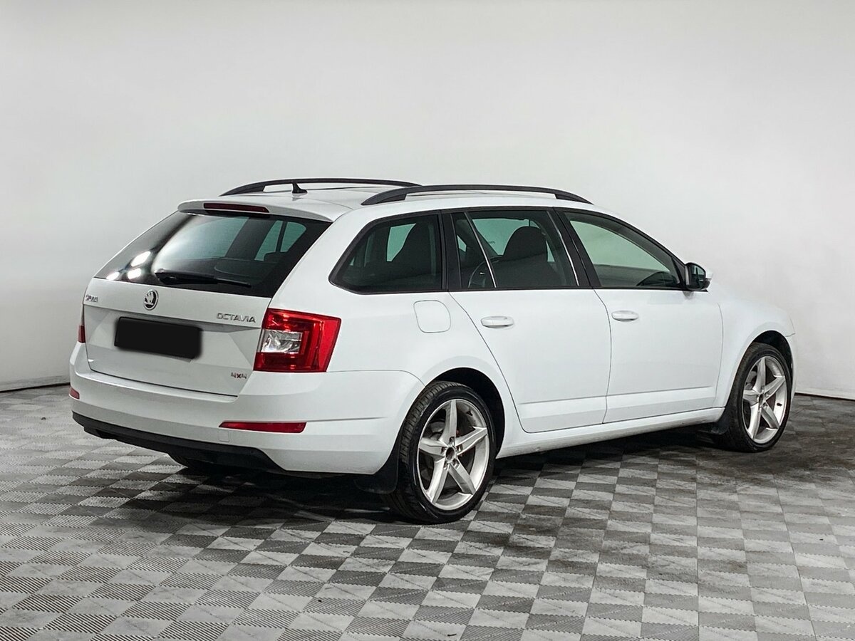 Купить Skoda Octavia с пробегом. Фото: #3
