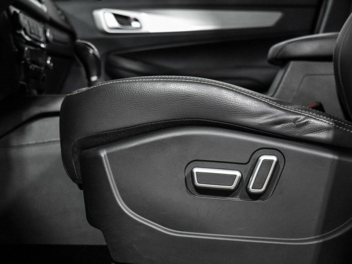 Купить Geely Emgrand X7 с пробегом. Фото: #9