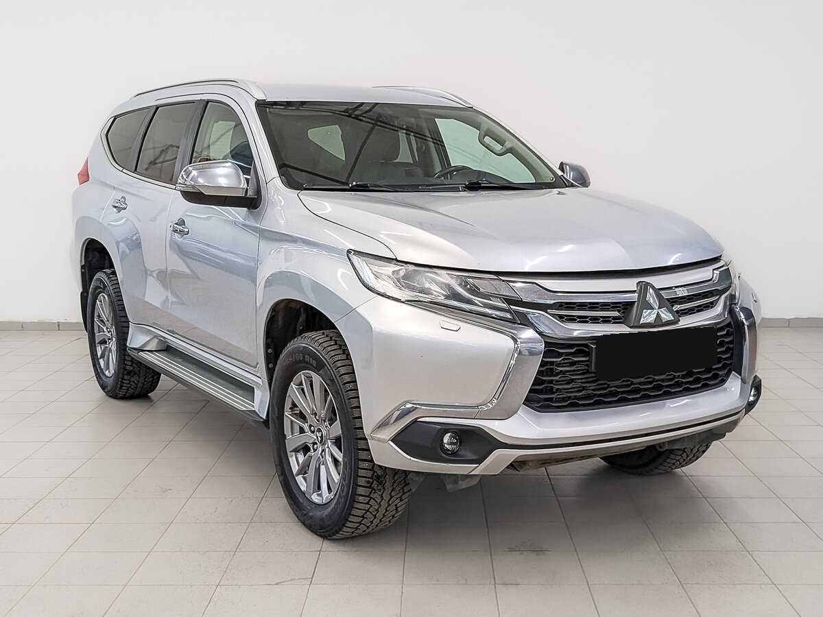 Купить Mitsubishi Pajero Sport с пробегом. Фото: #2