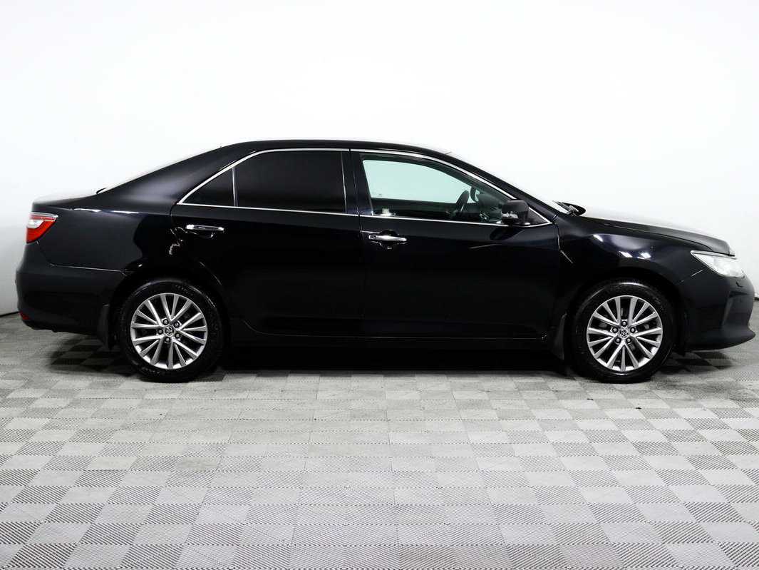 Купить Toyota Camry с пробегом. Фото: #3