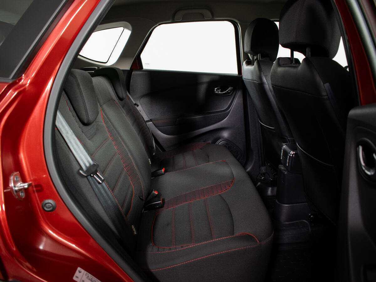 Купить Renault Kaptur с пробегом. Фото: #9