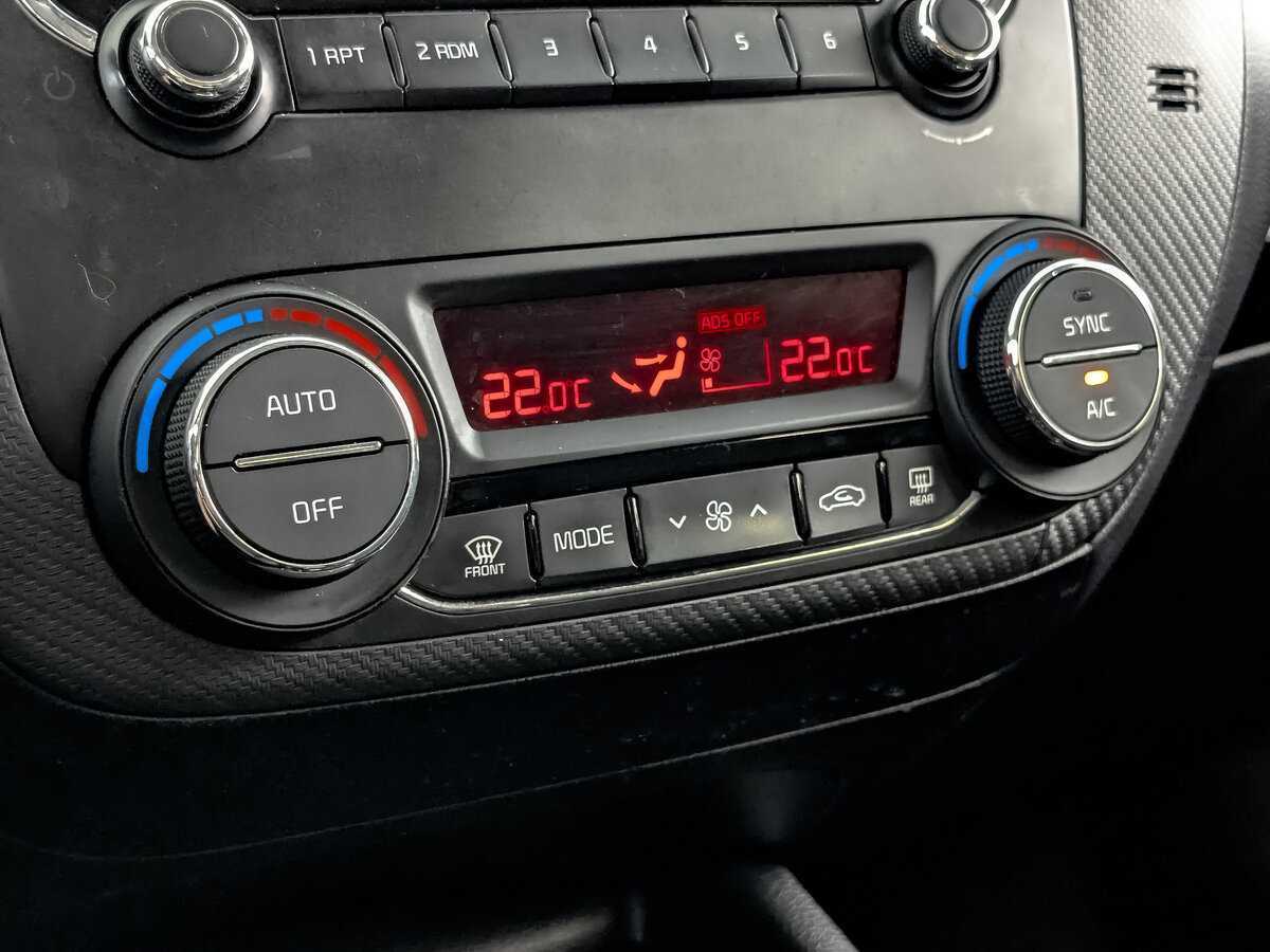 Купить Kia Cerato с пробегом. Фото: #16