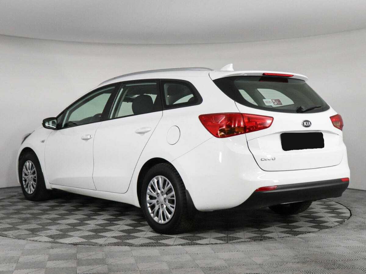 Купить Kia Ceed с пробегом. Фото: #6