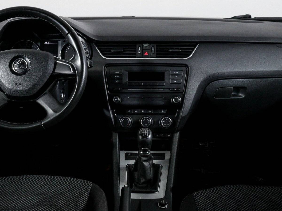 Купить Skoda Octavia с пробегом. Фото: #12