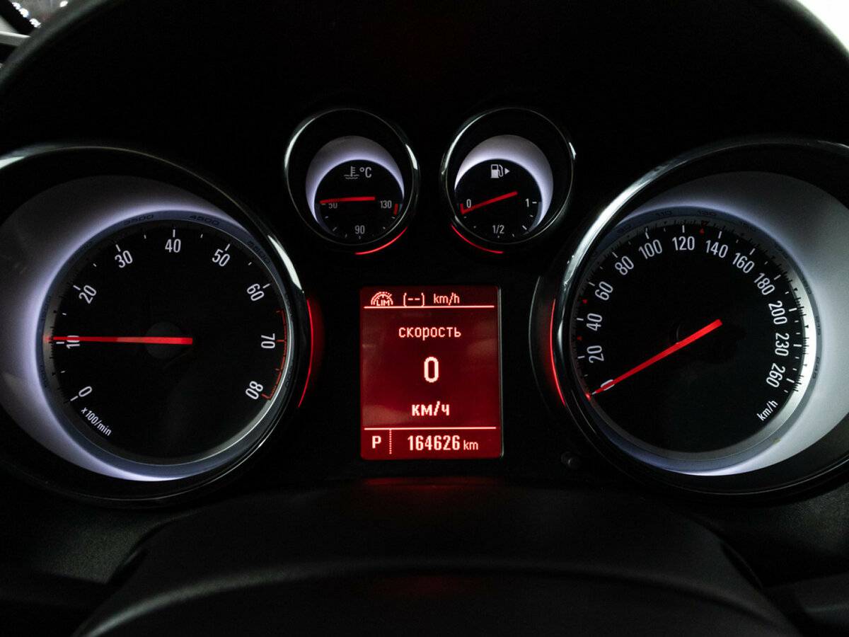 Купить Opel Astra с пробегом. Фото: #11