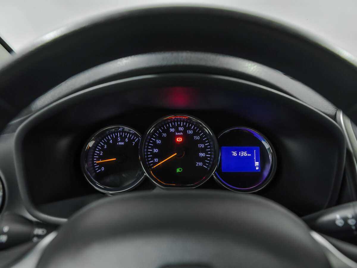 Купить Renault Logan с пробегом. Фото: #6