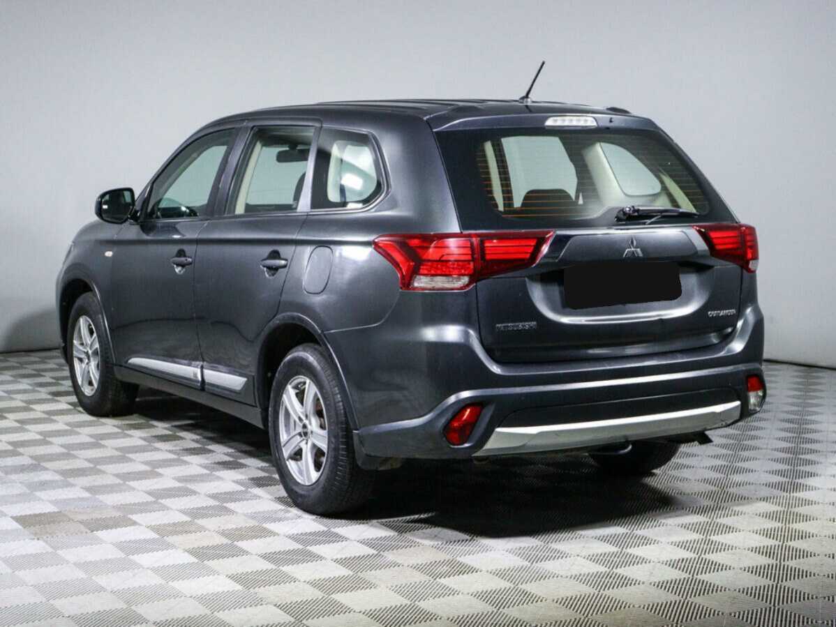 Купить Mitsubishi Outlander с пробегом. Фото: #5