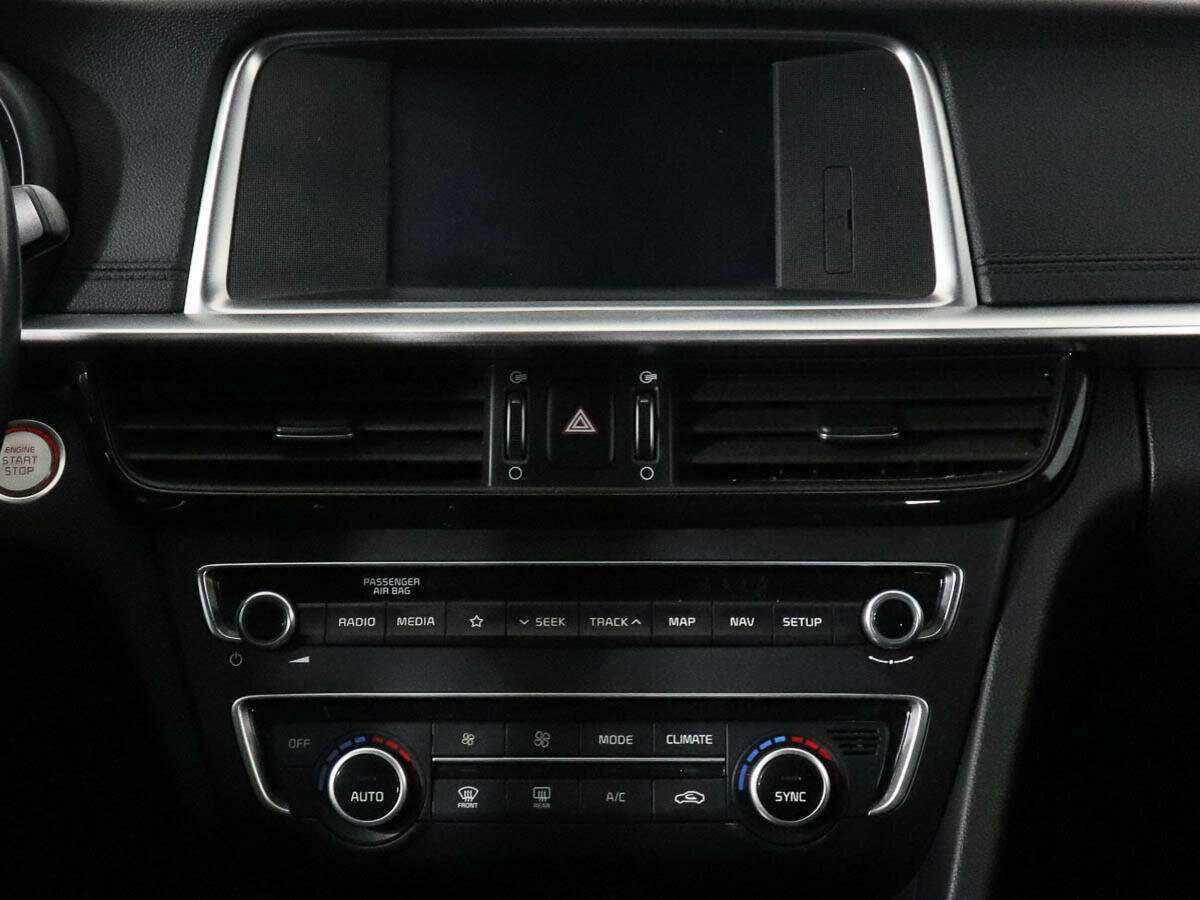 Купить Kia Optima с пробегом. Фото: #10