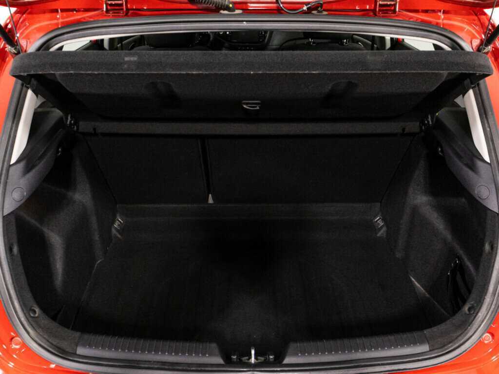 Купить Kia Ceed с пробегом. Фото: #14