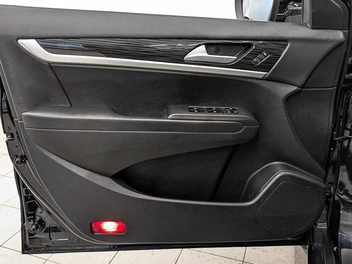 Купить Dongfeng AX7 с пробегом. Фото: #18