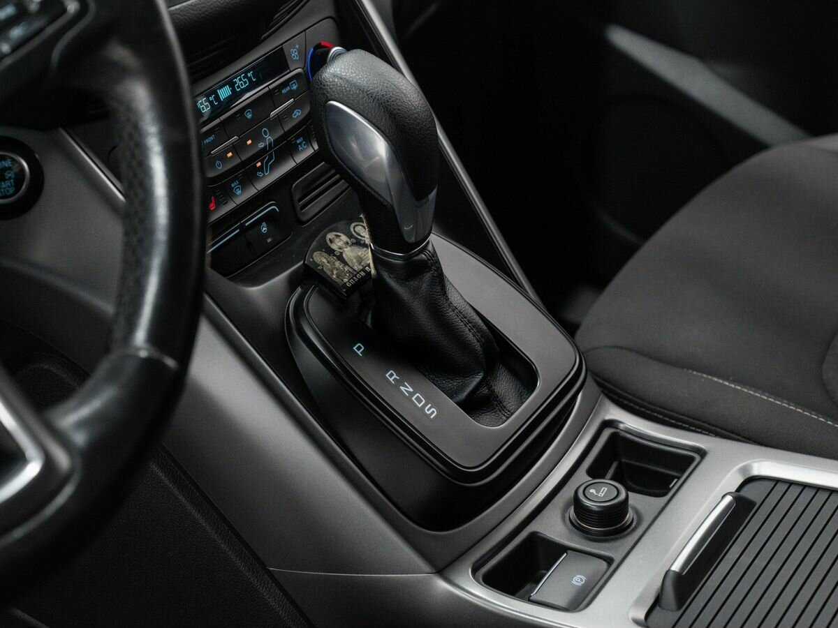 Купить Ford Kuga с пробегом. Фото: #17