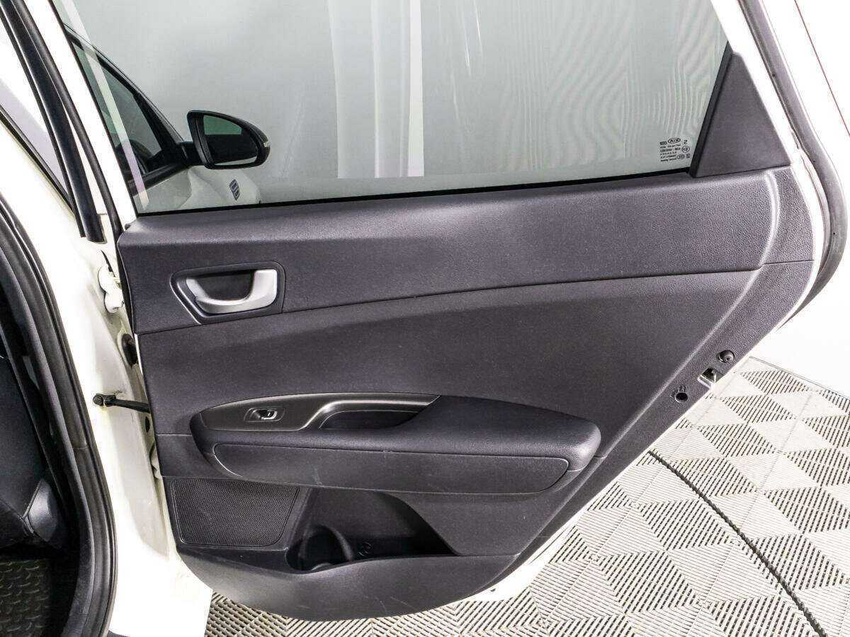 Купить Kia Optima с пробегом. Фото: #22
