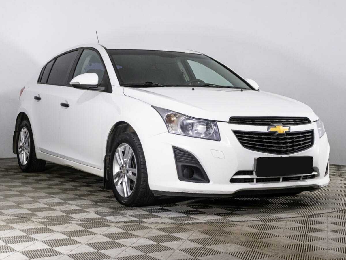 Купить Chevrolet Cruze с пробегом. Фото: #2