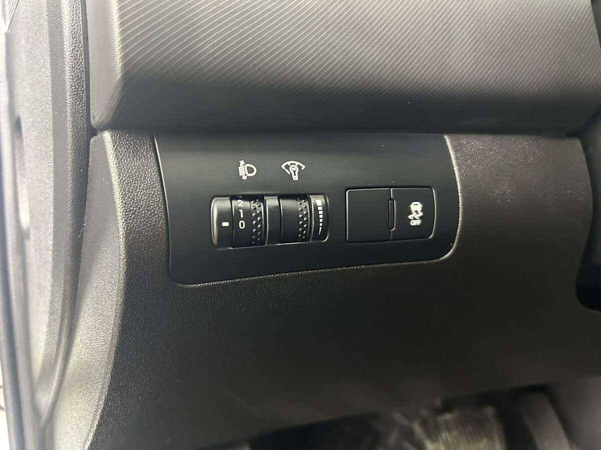 Купить Kia Ceed с пробегом. Фото: #8