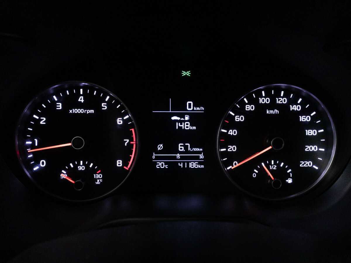 Купить Kia Rio с пробегом. Фото: #11