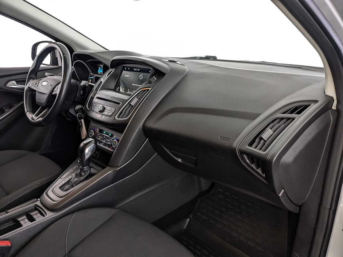 Купить Ford Focus с пробегом. Фото: #8