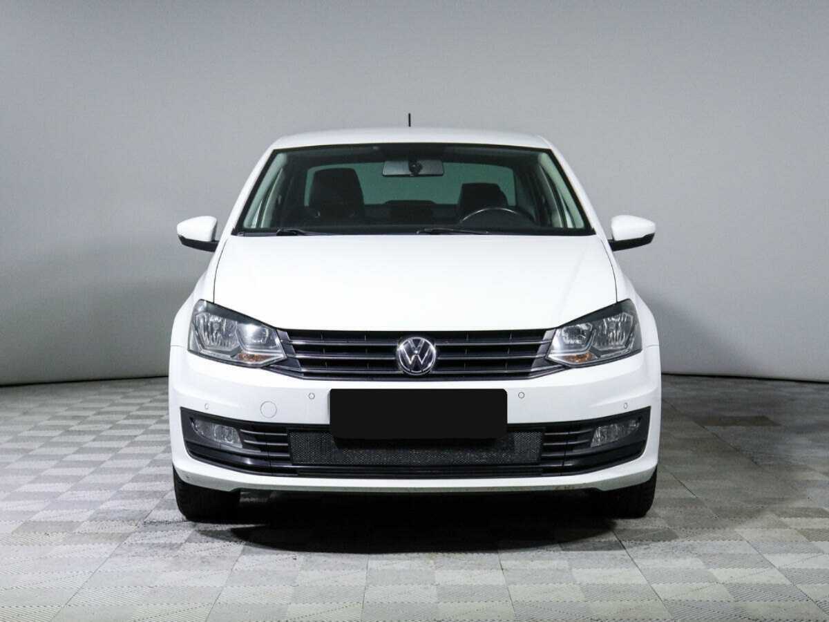 Купить Volkswagen Polo с пробегом. Фото: #1